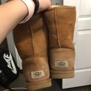 Classic brown boot UGGS size 8